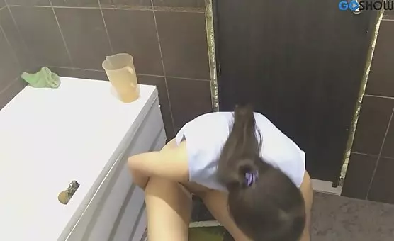 Erotic Games with Bathroom Toys